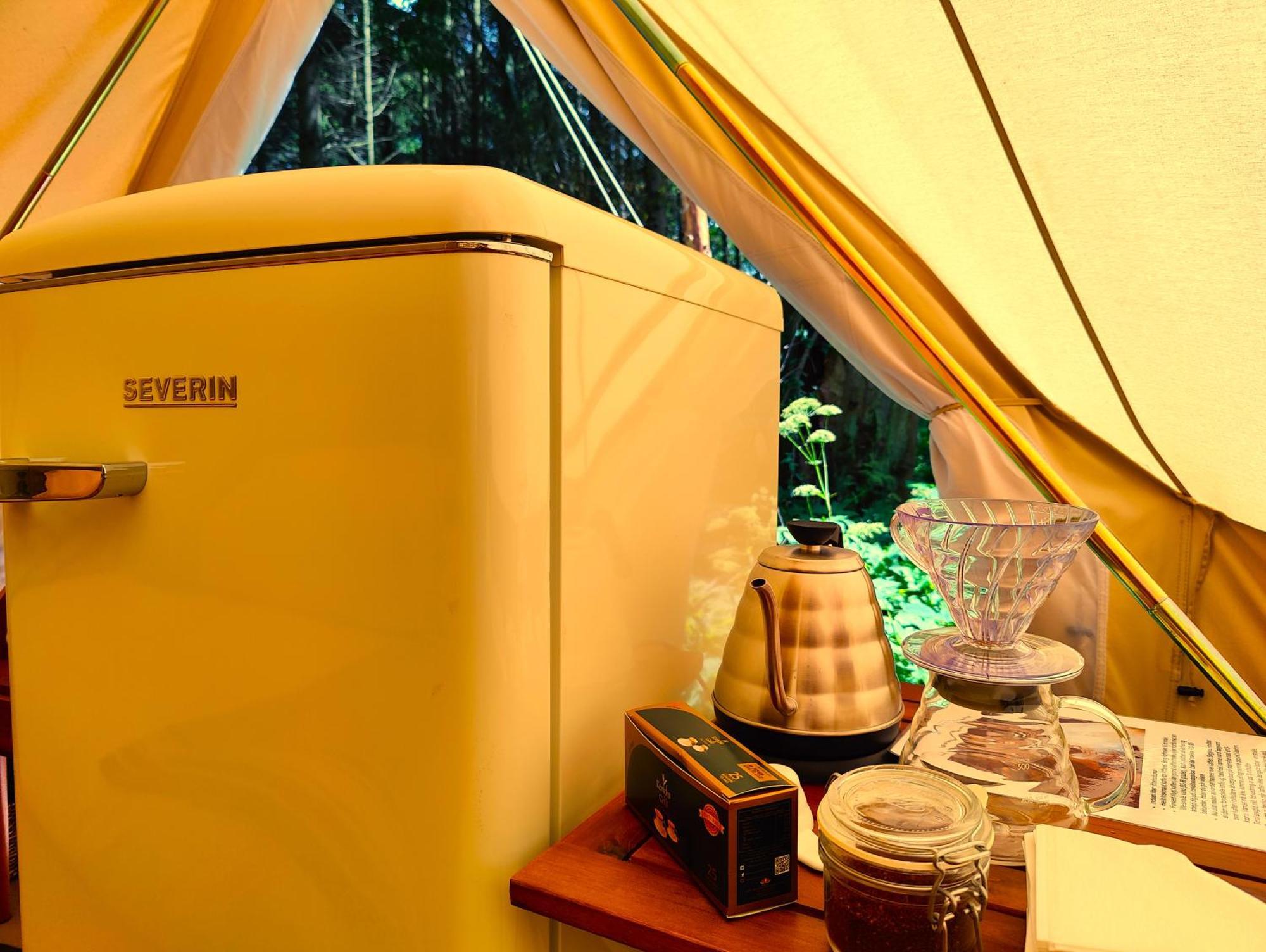 Under Canvas Bornholm Ostermarie エクステリア 写真