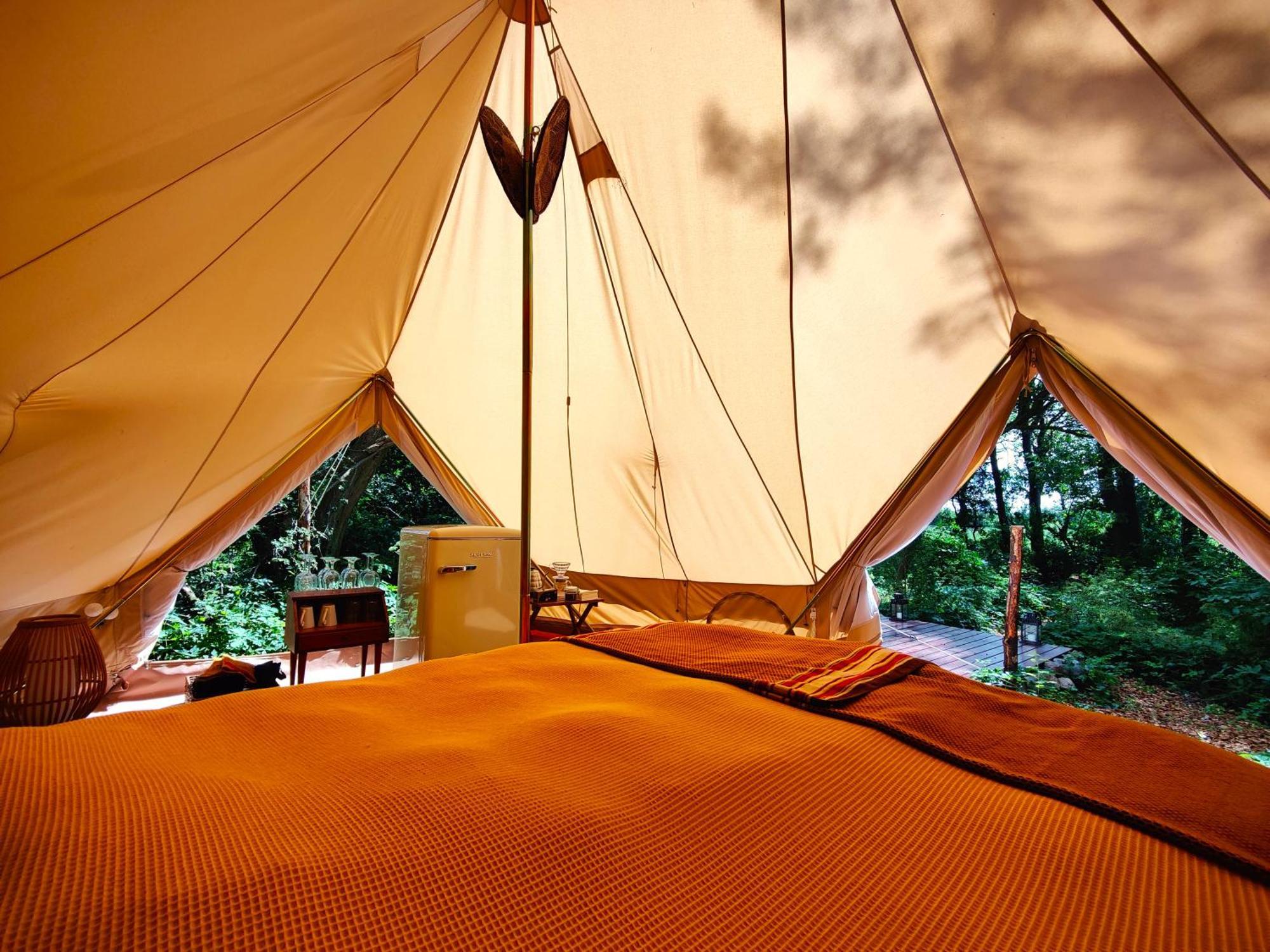 Under Canvas Bornholm Ostermarie エクステリア 写真