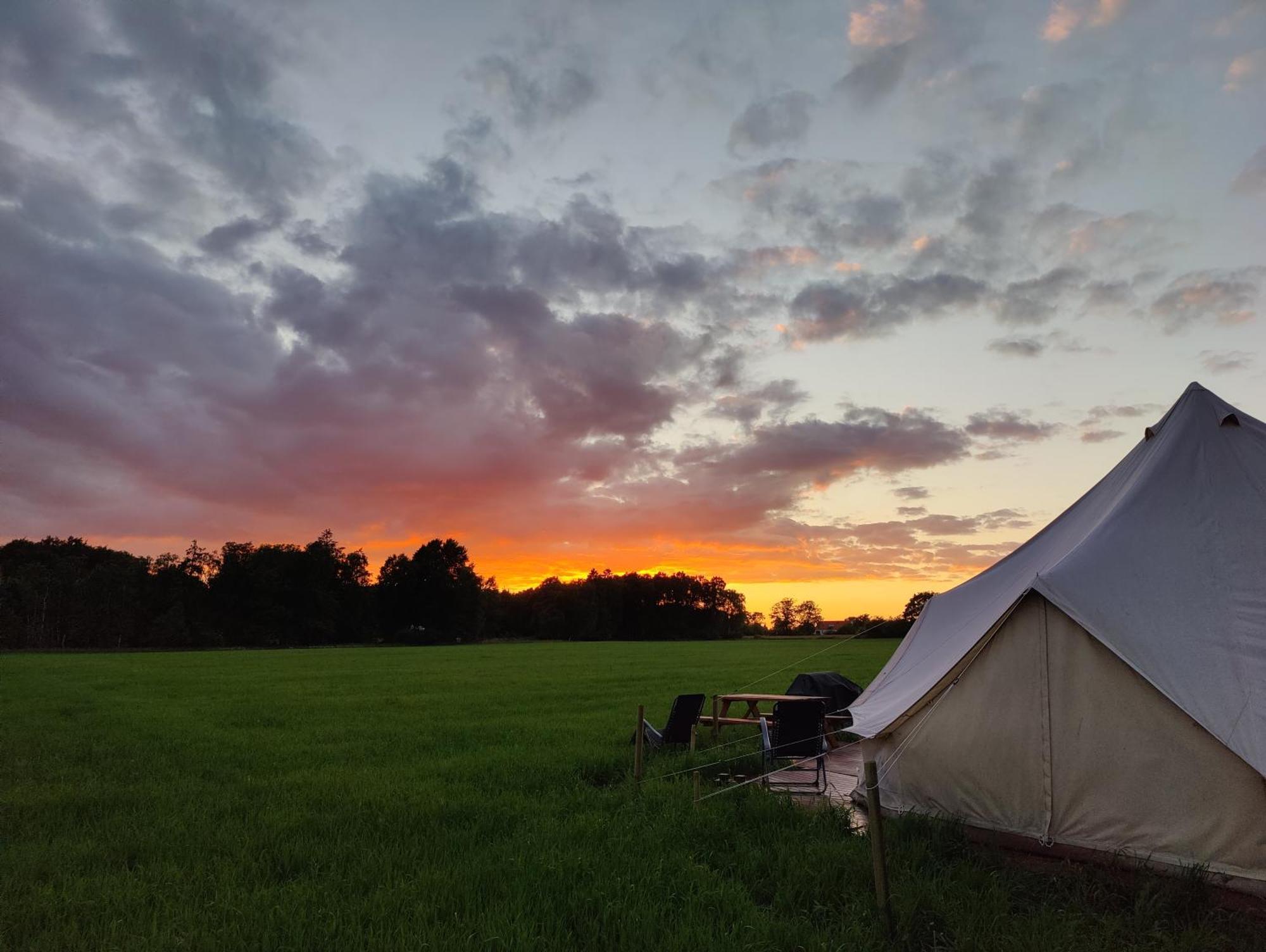 Under Canvas Bornholm Ostermarie エクステリア 写真
