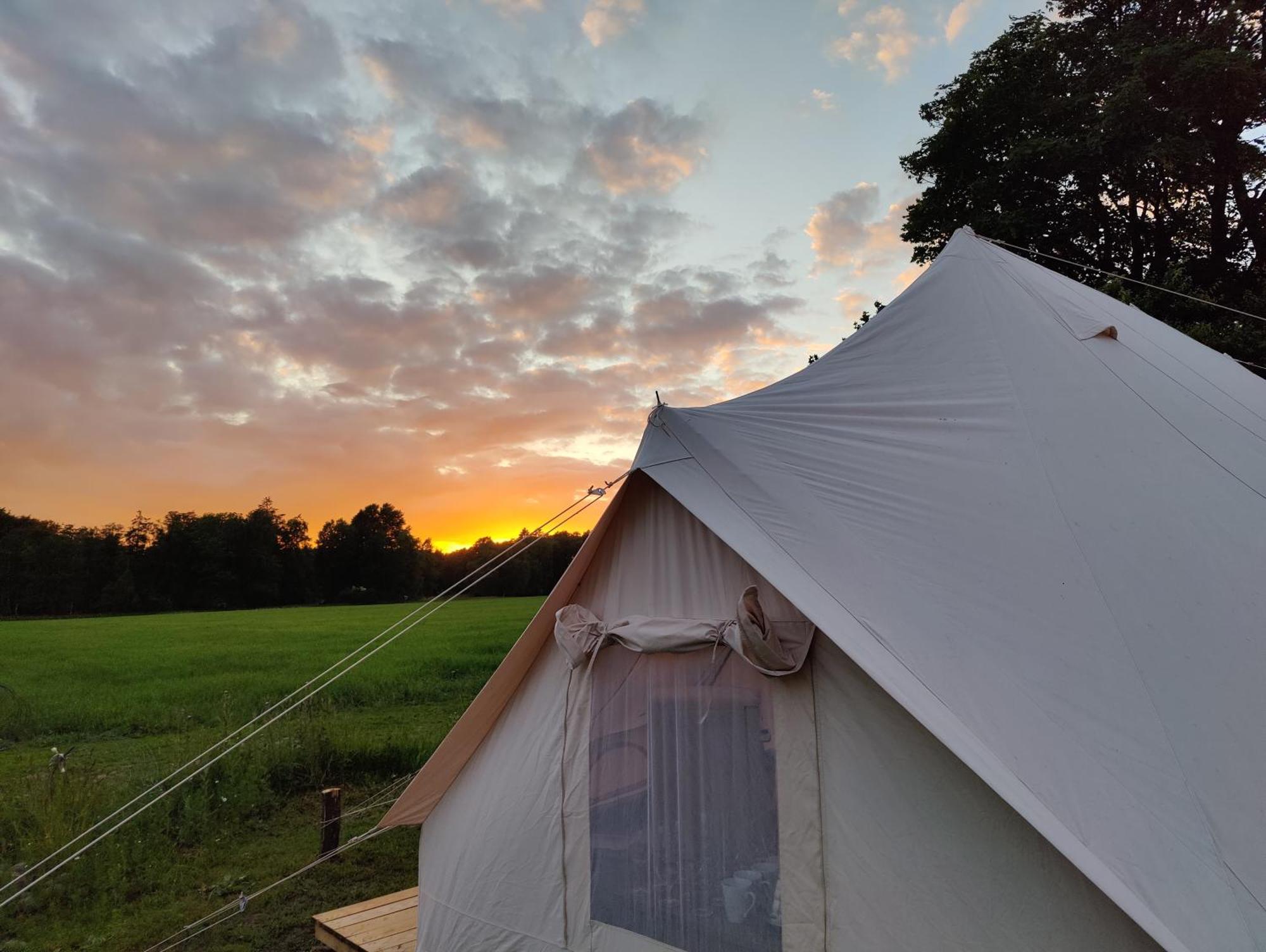 Under Canvas Bornholm Ostermarie エクステリア 写真